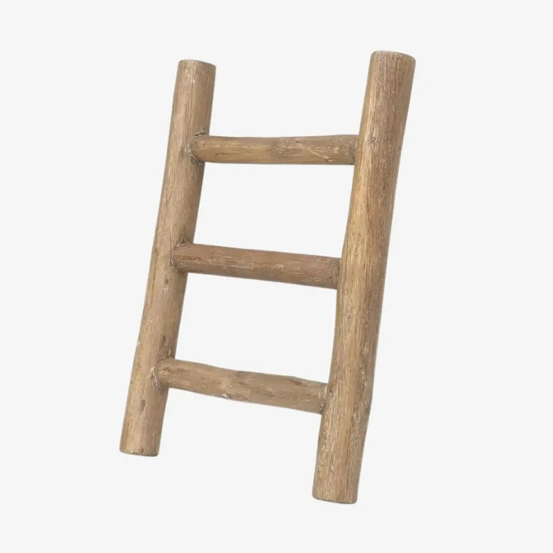 Échelle Décorative en Bois – Charme Naturel et Polyvalence