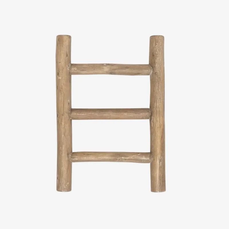 Échelle Décorative en Bois – Charme Naturel et Polyvalence