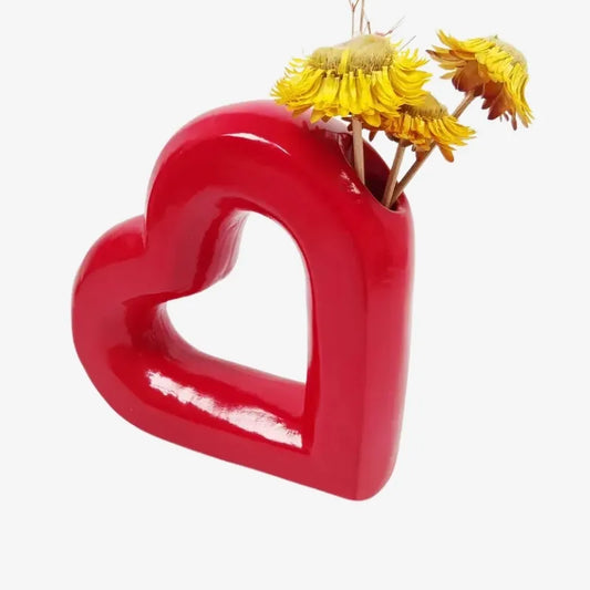 Sculpture Cœur Rouge – Élégance et Passion en Décoration