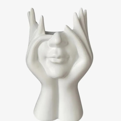 Vase Visage & Mains en Céramique – Une Œuvre d'Art Élégante